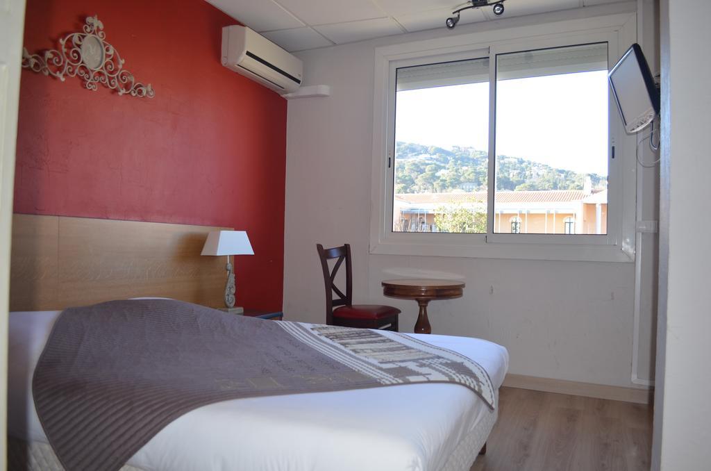 Hotel Regina Sète Pokoj fotografie